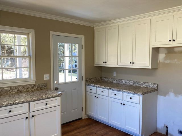 121 Foster W Avenue, Dallas, GA 30132