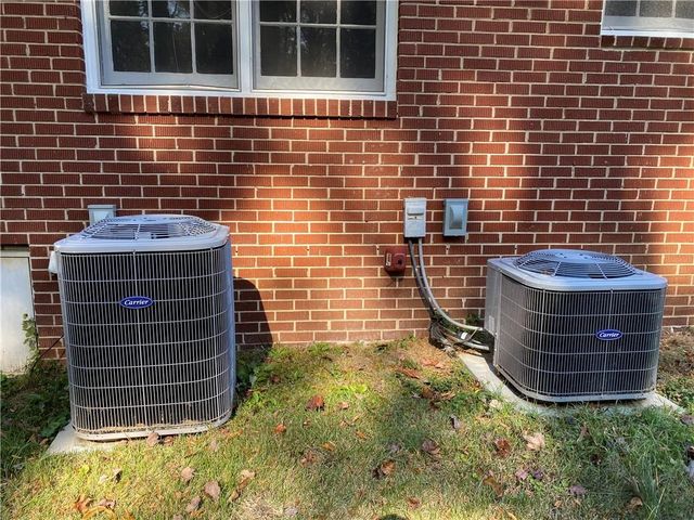 121 Foster W Avenue, Dallas, GA 30132