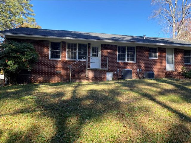 121 Foster W Avenue, Dallas, GA 30132