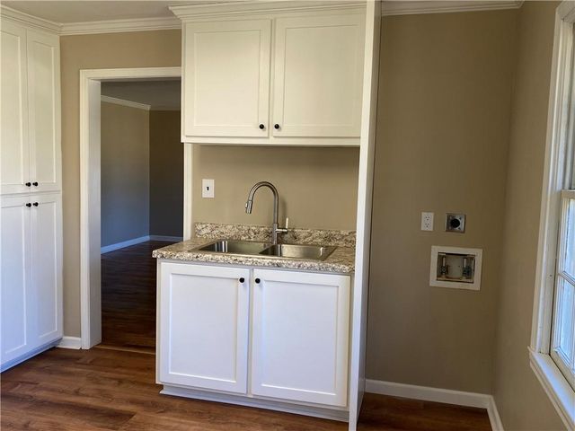 121 Foster W Avenue, Dallas, GA 30132