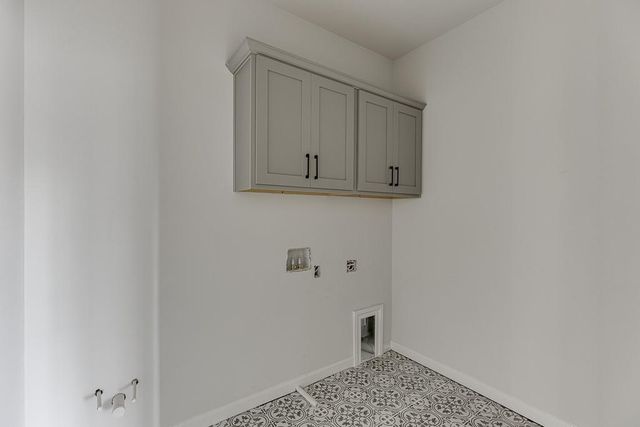 8165 Heardsville Court, Cumming, GA 30028