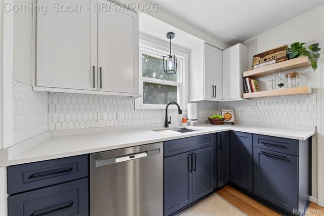 13953 Marion, Redford Charter Township, MI 48239