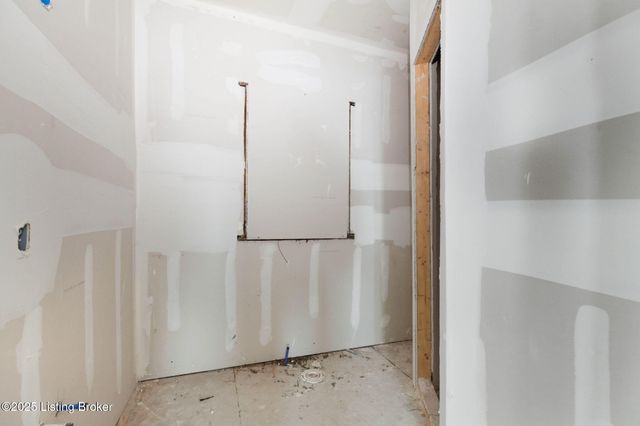 236 S 42nd St, Louisville, KY 40212