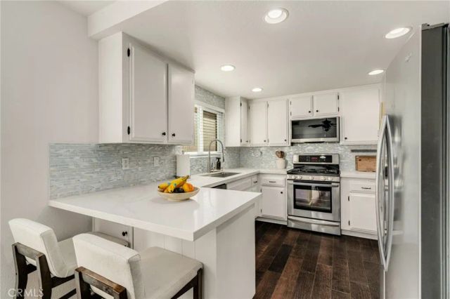 965 W Imperial Highway 54, La Habra, CA 90631