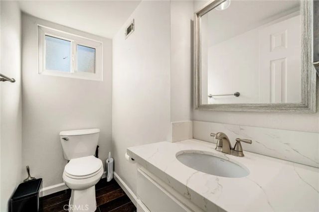 965 W Imperial Highway 54, La Habra, CA 90631