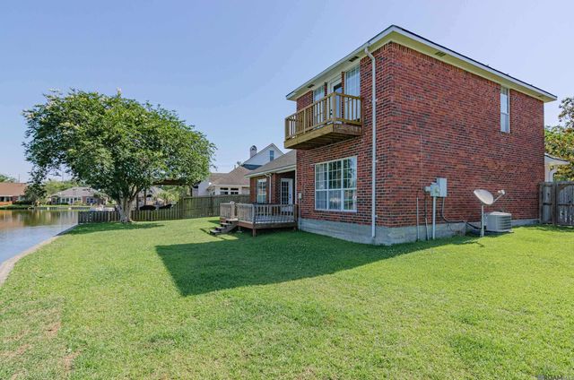 18424 Lakehaven Ct, Baton Rouge, LA 70817
