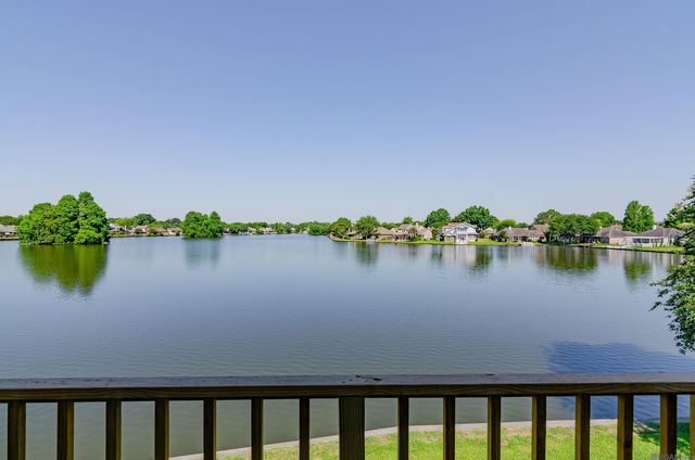 18424 Lakehaven Ct, Baton Rouge, LA 70817