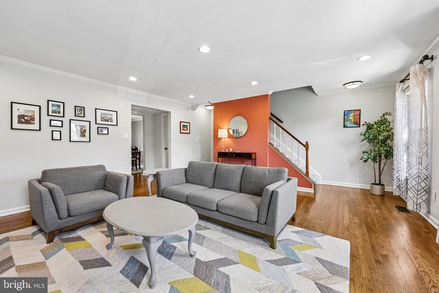 7438 HALLCREST DR, Mclean, VA 22102