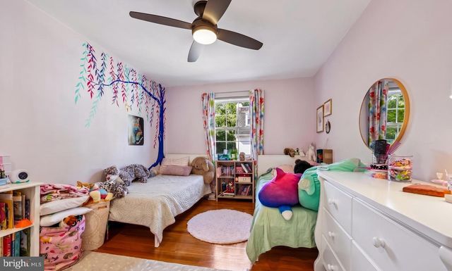 7438 HALLCREST DR, Mclean, VA 22102