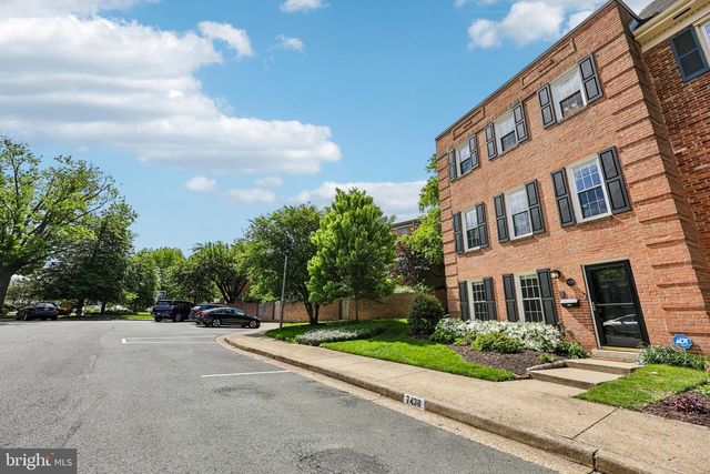 7438 HALLCREST DR, Mclean, VA 22102