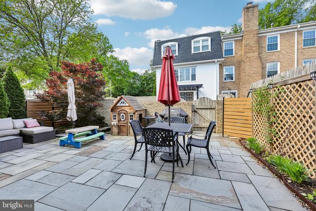 7438 HALLCREST DR, Mclean, VA 22102