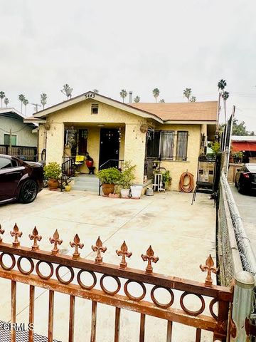 3443 9th Avenue, Los Angeles, CA 90018