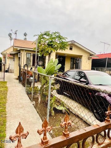 3443 9th Avenue, Los Angeles, CA 90018