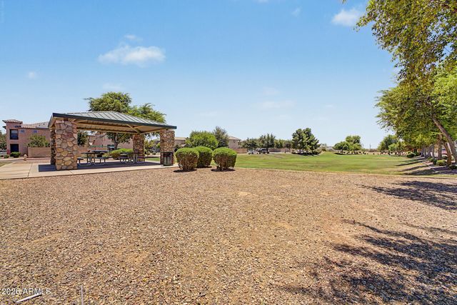 5326 W WARNER Street, Phoenix, AZ 85043