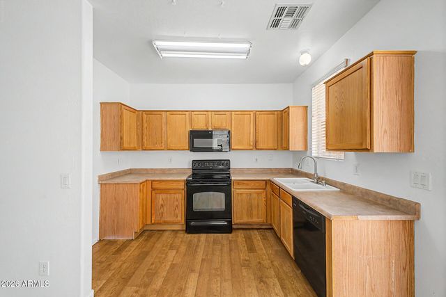5326 W WARNER Street, Phoenix, AZ 85043