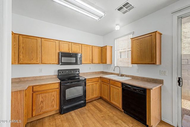 5326 W WARNER Street, Phoenix, AZ 85043