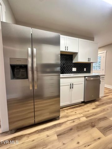 256 William Hawkins Lane, Mountain City, TN 37683