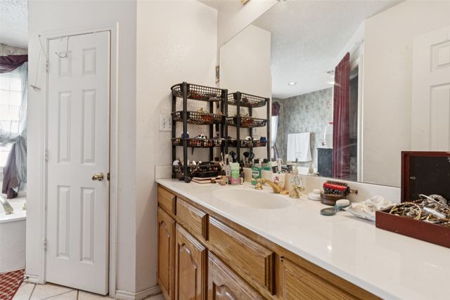 508 Hickory Circle, Red Oak, TX 75154