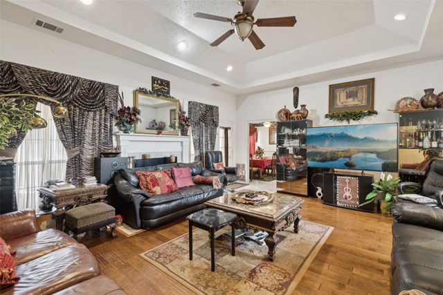 508 Hickory Circle, Red Oak, TX 75154