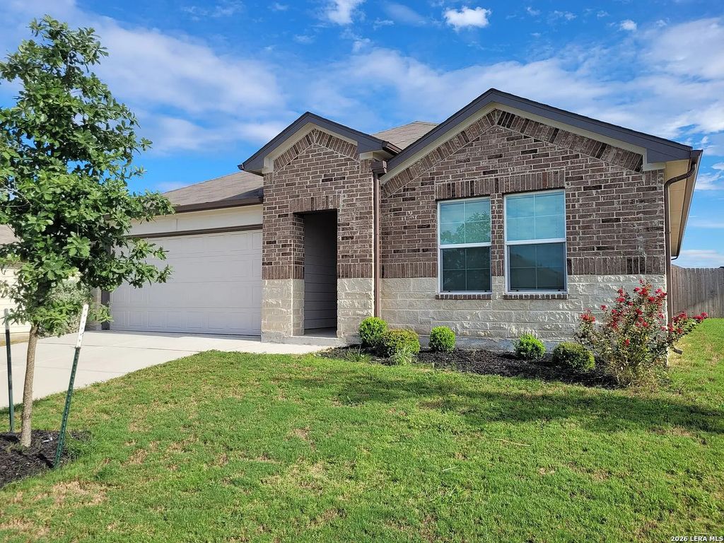 800 Nodding Nixie, Seguin, TX 78155