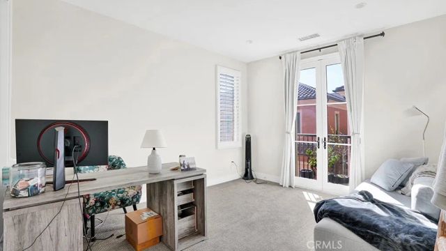 163 Linda Vista, Irvine, CA 92618