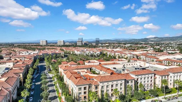 163 Linda Vista, Irvine, CA 92618