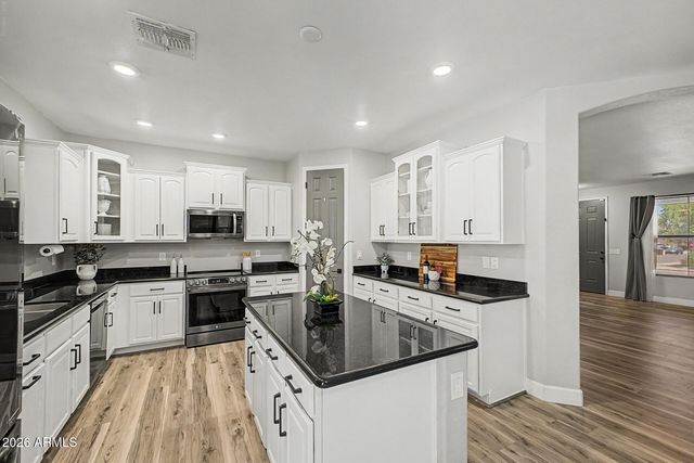 1035 E HARVEST Road, San Tan Valley, AZ 85140