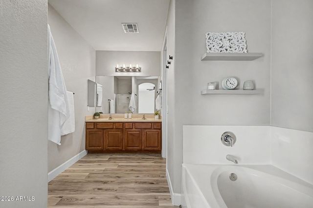 1035 E HARVEST Road, San Tan Valley, AZ 85140