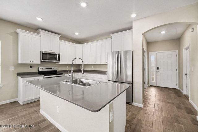 1181 KENDALL Drive, Jacksonville, FL 32211