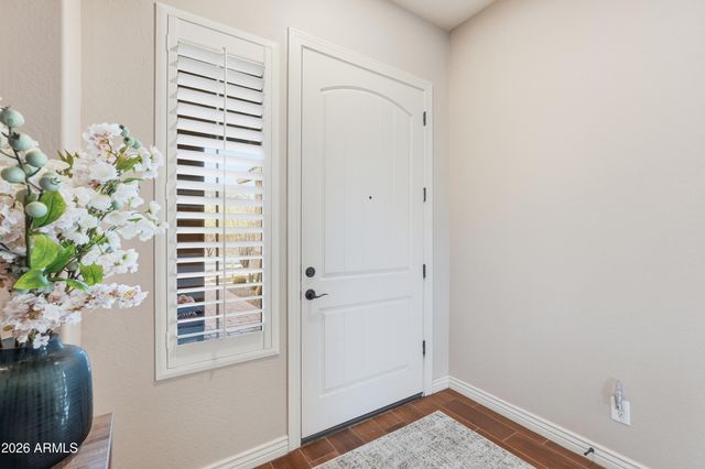 9998 W WHITE FEATHER Lane, Peoria, AZ 85383