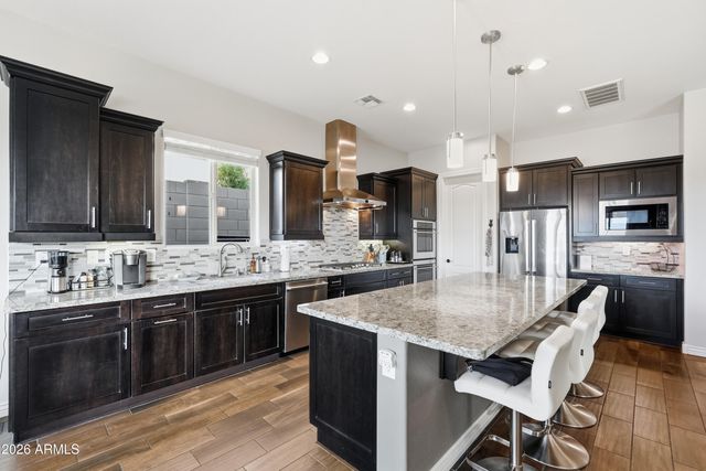 9998 W WHITE FEATHER Lane, Peoria, AZ 85383