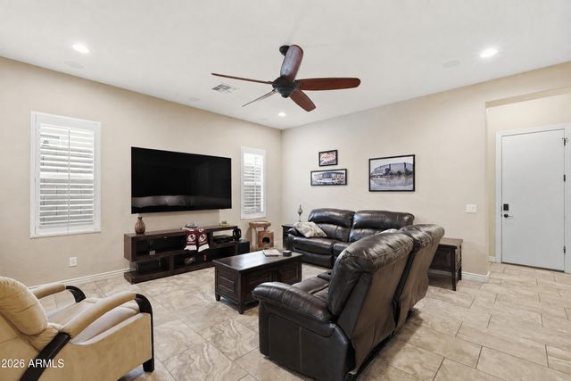 9998 W WHITE FEATHER Lane, Peoria, AZ 85383