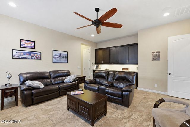 9998 W WHITE FEATHER Lane, Peoria, AZ 85383