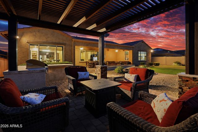 9998 W WHITE FEATHER Lane, Peoria, AZ 85383