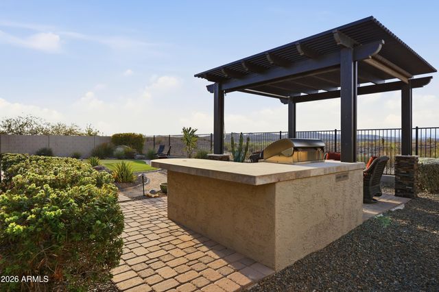 9998 W WHITE FEATHER Lane, Peoria, AZ 85383