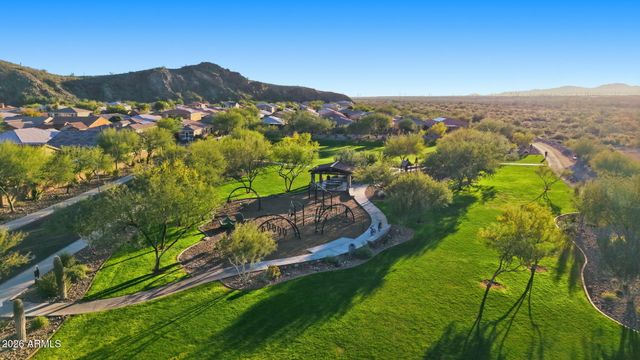 9998 W WHITE FEATHER Lane, Peoria, AZ 85383