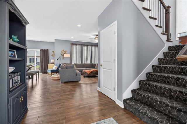 19609 W 197th Street, Spring Hill, KS 66083
