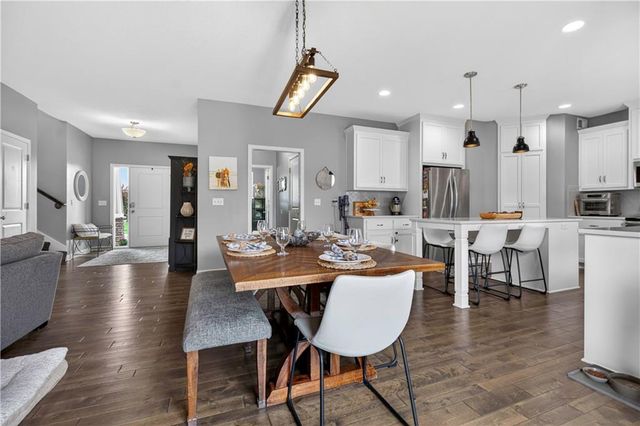 19609 W 197th Street, Spring Hill, KS 66083