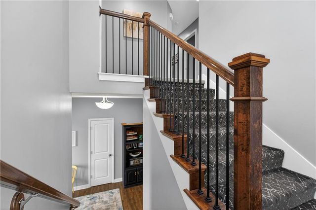 19609 W 197th Street, Spring Hill, KS 66083