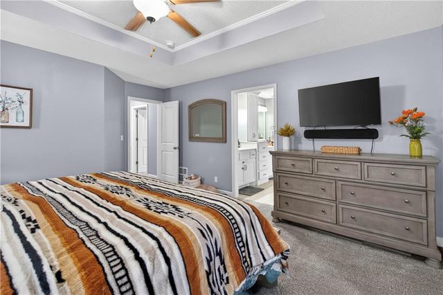 19609 W 197th Street, Spring Hill, KS 66083