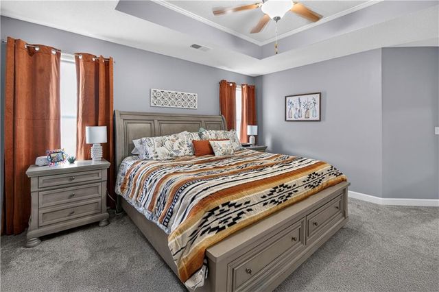 19609 W 197th Street, Spring Hill, KS 66083