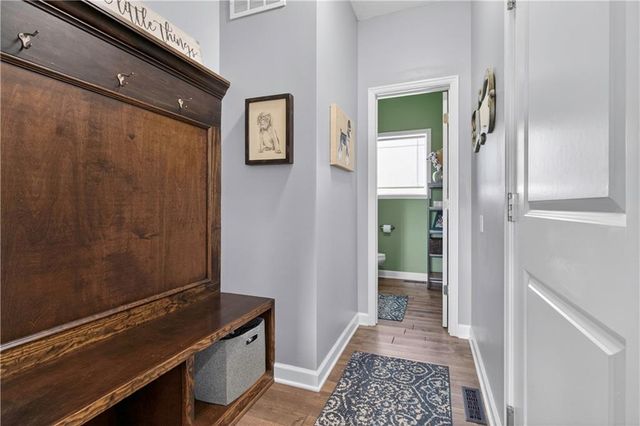 19609 W 197th Street, Spring Hill, KS 66083