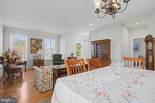 328 CARLISLE DR, Avondale, PA 19311