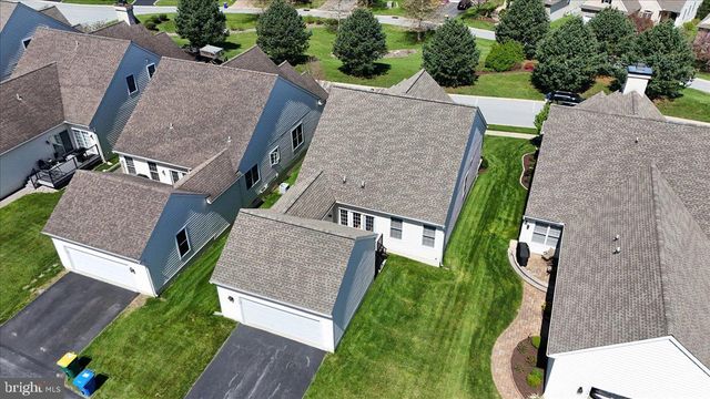 328 CARLISLE DR, Avondale, PA 19311