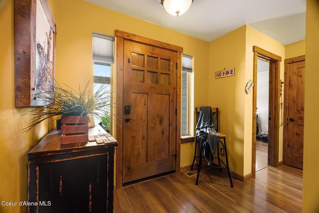 13439 N Shimmering Ct, Rathdrum, ID 83858