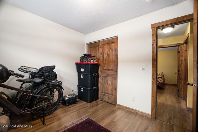 13439 N Shimmering Ct, Rathdrum, ID 83858