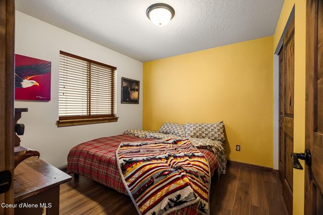 13439 N Shimmering Ct, Rathdrum, ID 83858