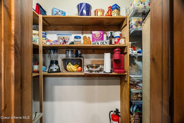 13439 N Shimmering Ct, Rathdrum, ID 83858