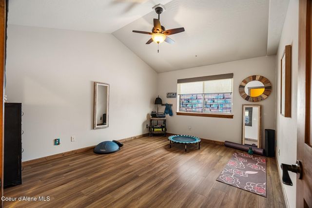 13439 N Shimmering Ct, Rathdrum, ID 83858