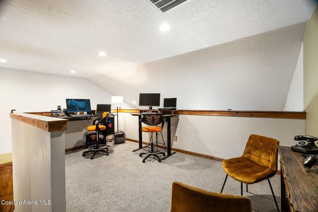 13439 N Shimmering Ct, Rathdrum, ID 83858